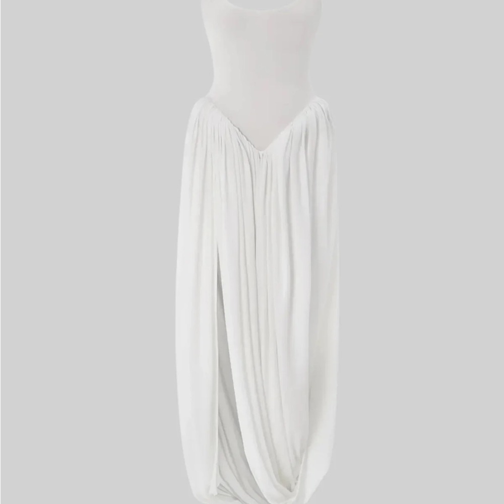 Elegant White Maxi Dress - Picture 4 of 7